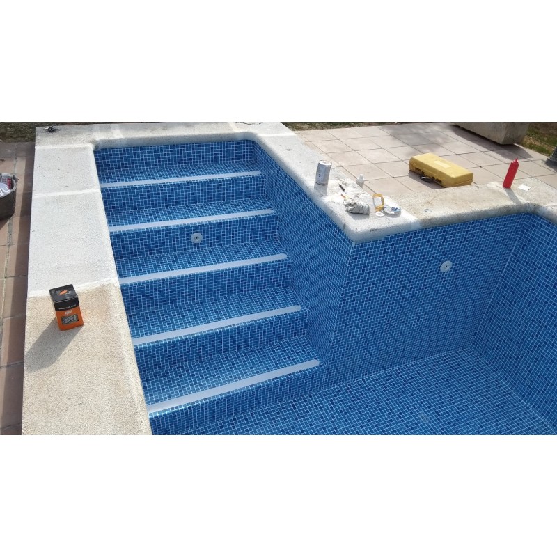 Reparación piscina con liner armado en Vidreras